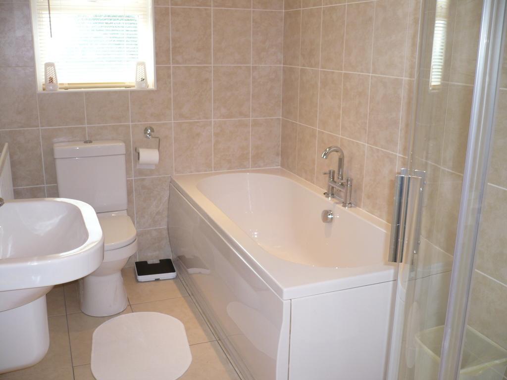 Craigalappan Cottages Holiday Home Bushmills Oda fotoğraf